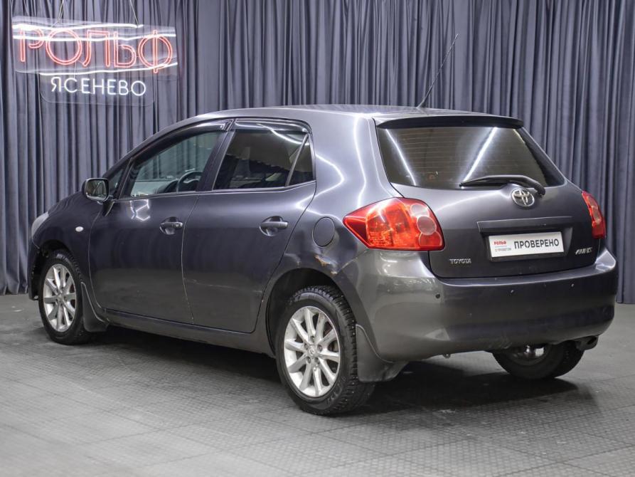 Toyota Auris I Москва  - изображение 7