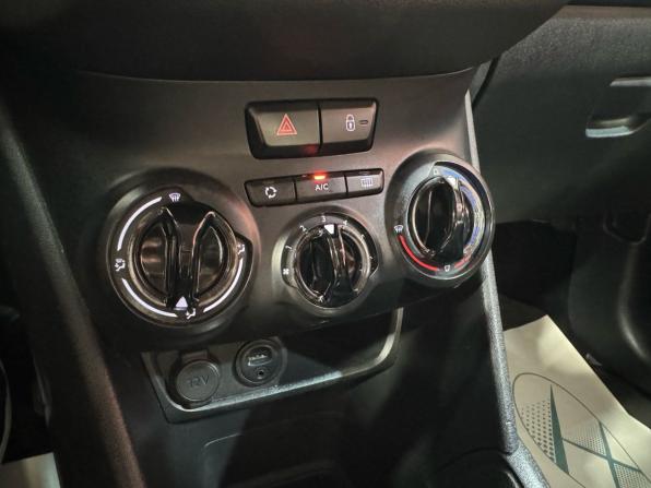 Peugeot 208 I с пробегом 2014 года, цена 600 000 рублей, 162957 км, хэтчбек, Автокод Объявления