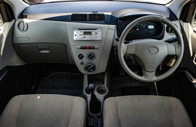 Daihatsu Mira VII с пробегом 2018 года, цена 579 000 рублей, 67223 км, хэтчбек, Автокод Объявления