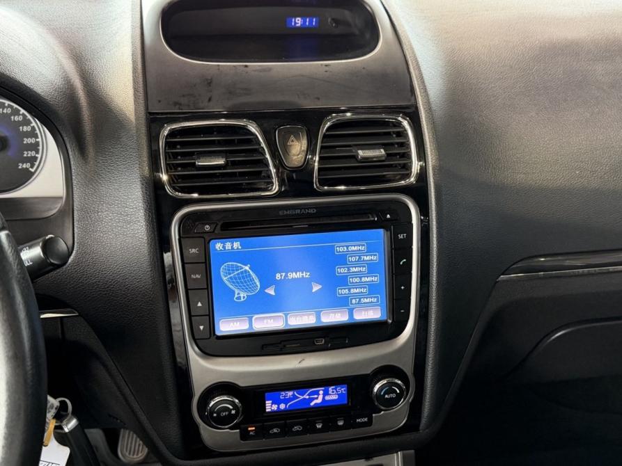 Geely Emgrand EC7 Оренбург  - изображение 9
