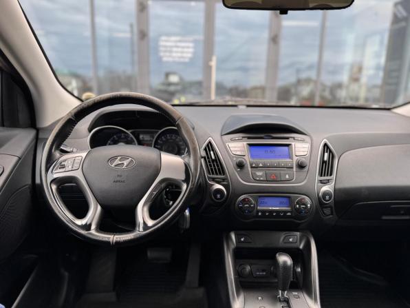 Hyundai ix35 I Рестайлинг с пробегом 2015 года, цена 970 000 рублей, 199000 км, внедорожник, Автокод Объявления