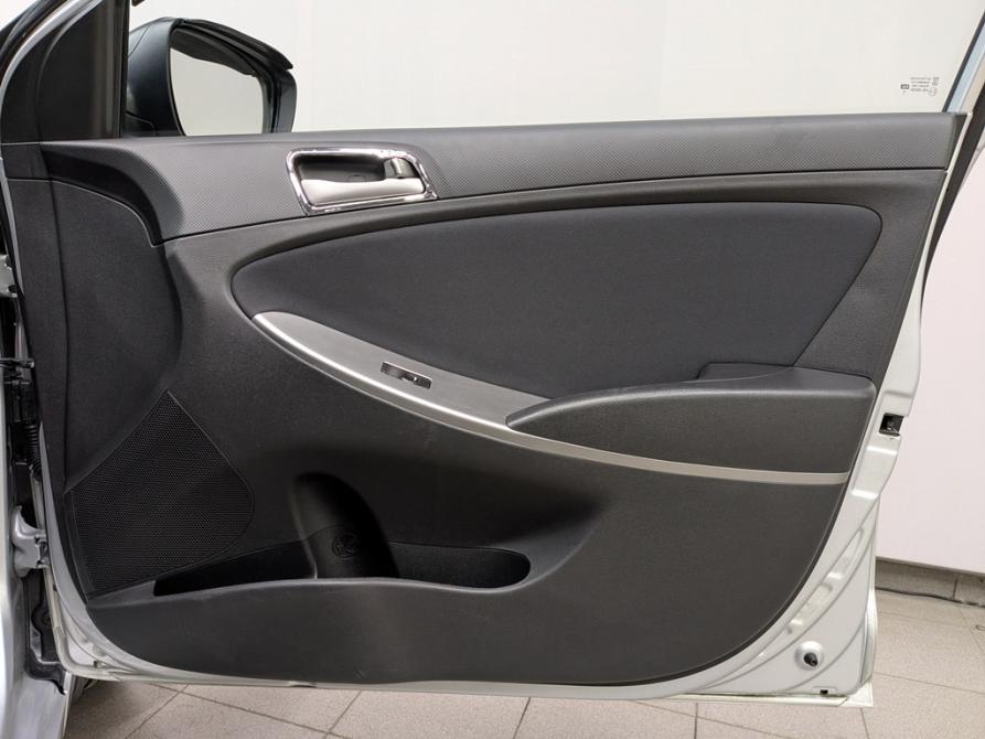 Hyundai Solaris I Рестайлинг Москва  - изображение 5