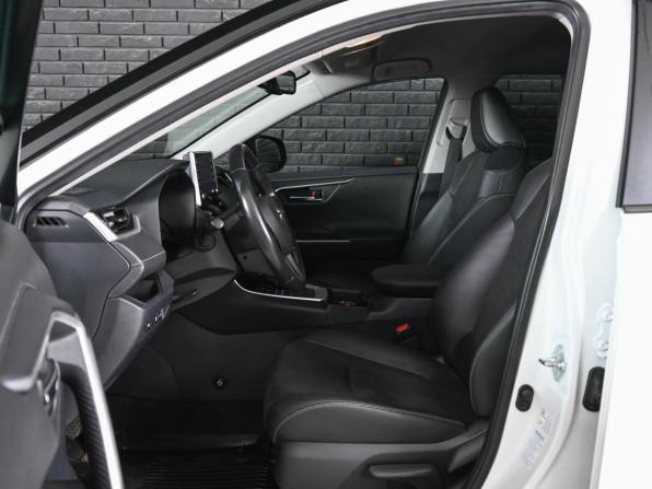 Toyota RAV4 V (XA50) с пробегом 2022 года, цена 4 100 000 рублей, 96061 км, внедорожник, Автокод Объявления