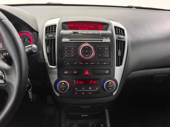 Kia Ceed I Рестайлинг с пробегом 2011 года, цена 610 000 рублей, 213000 км, хэтчбек, Автокод Объявления