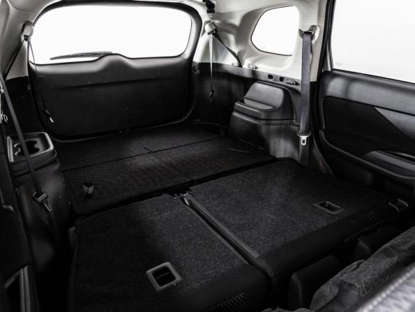 Mitsubishi Outlander III Рестайлинг 3 с пробегом 2019 года, цена 2 399 000 рублей, 102906 км, внедорожник, Автокод Объявления