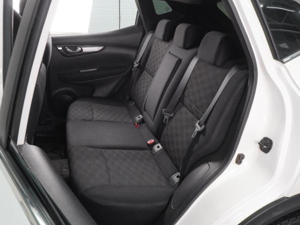Nissan Qashqai II с пробегом 2018 года, цена 1 765 000 рублей, 141150 км, внедорожник, Автокод Объявления