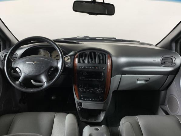 Chrysler Voyager IV Рестайлинг с пробегом 2006 года, цена 800 000 рублей, 216867 км, минивэн, Автокод Объявления