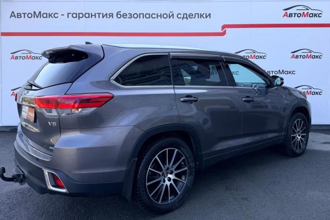 Toyota Highlander III (XU50) Рестайлинг с пробегом 2018 года, цена 3 190 000 рублей, 169524 км, внедорожник, Автокод Объявления