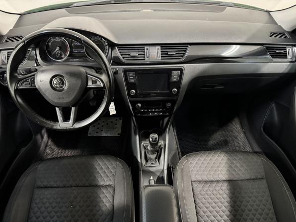 Skoda Rapid I Рестайлинг с пробегом 2018 года, цена 1 349 800 рублей, 119000 км, лифтбек, Автокод Объявления