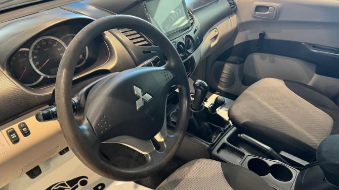 Mitsubishi L200 IV с пробегом 2010 года, цена 1 099 000 рублей, 266055 км, пикап, Автокод Объявления