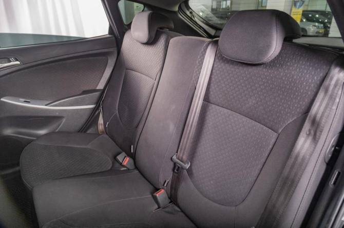 Hyundai Solaris I с пробегом 2012 года, цена 849 000 рублей, 264000 км, хэтчбек, Автокод Объявления