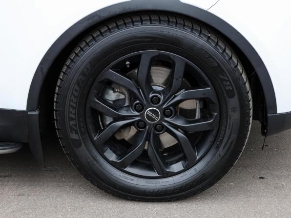 Land Rover Discovery V с пробегом 2018 года, цена 3 149 000 рублей, 118004 км, внедорожник, Автокод Объявления