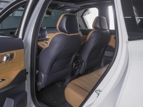 Geely Galaxy Starship 7 с пробегом 2025 года, цена 3 670 000 рублей, 16424 км, внедорожник, Автокод Объявления