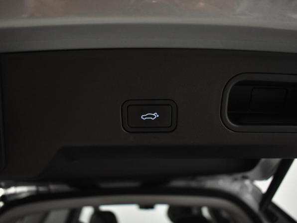 Geely Atlas II с пробегом 2024 года, цена 3 000 000 рублей, 21066 км, внедорожник, Автокод Объявления