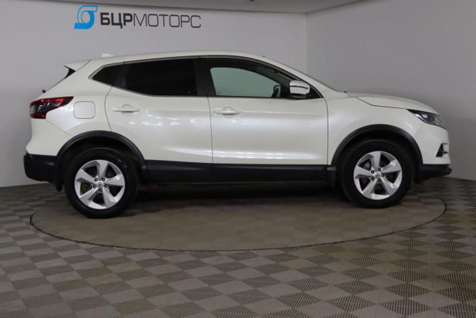 Nissan Qashqai II с пробегом 2019 года, цена 1 999 990 рублей, 55715 км, внедорожник, Автокод Объявления