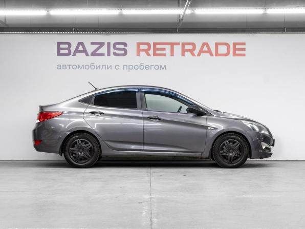 Hyundai Solaris I Рестайлинг с пробегом 2015 года, цена 860 000 рублей, 211000 км, седан, Автокод Объявления