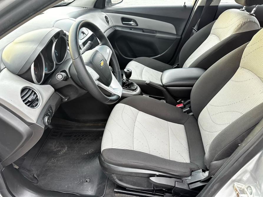 Chevrolet Cruze I Рестайлинг Волгоград  - изображение 9