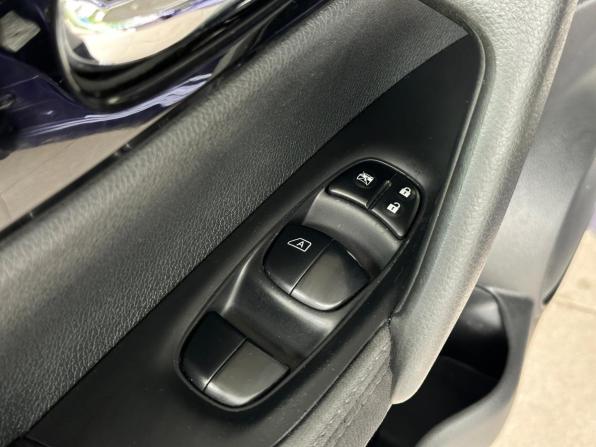 Nissan Qashqai II с пробегом 2017 года, цена 1 820 000 рублей, 93680 км, внедорожник, Автокод Объявления