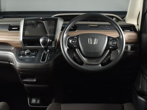 Honda Freed II Рестайлинг с пробегом 2020 года, цена 1 599 995 рублей, 109930 км, компактвэн, Автокод Объявления