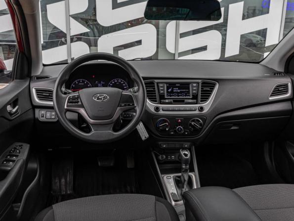 Hyundai Solaris II с пробегом 2019 года, цена 1 412 000 рублей, 90074 км, седан, Автокод Объявления