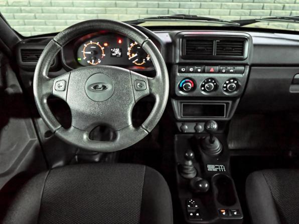 Lada (ВАЗ) Niva Legend I с пробегом 2025 года, цена 1 450 000 рублей, 1792 км, внедорожник, Автокод Объявления