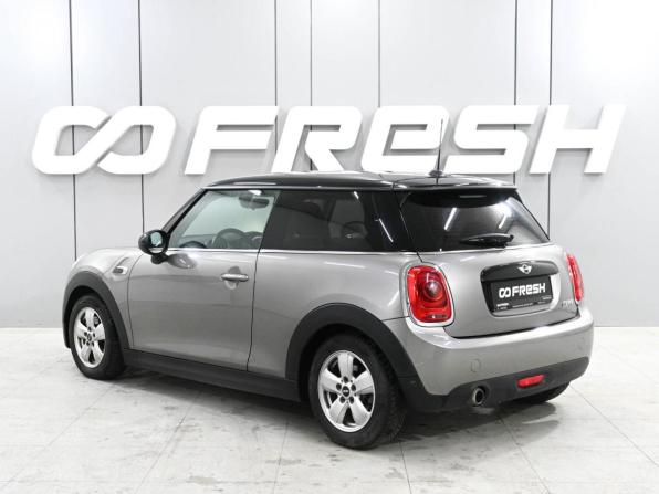 Mini Hatch III (F55/F56) с пробегом 2017 года, цена 2 179 000 рублей, 52962 км, хэтчбек, Автокод Объявления