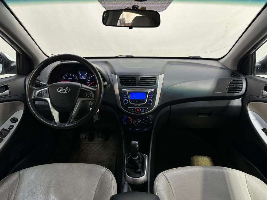 Hyundai Solaris I Санкт-Петербург  - изображение 7