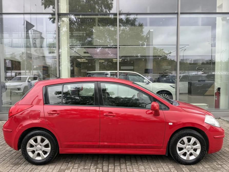 Nissan Tiida I Москва  - изображение 9