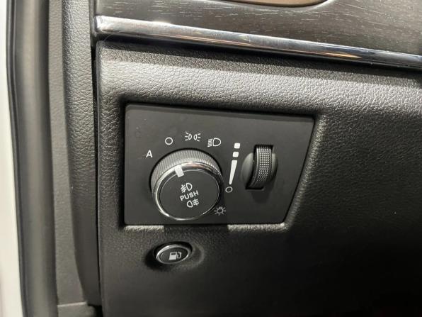 Jeep Grand Cherokee IV (WK2) Рестайлинг с пробегом 2016 года, цена 2 795 000 рублей, 130000 км, внедорожник, Автокод Объявления