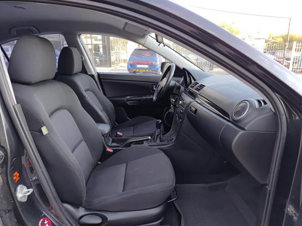 Mazda 3 I (BK) Рестайлинг с пробегом 2006 года, цена 369 000 рублей, 266499 км, седан, Автокод Объявления