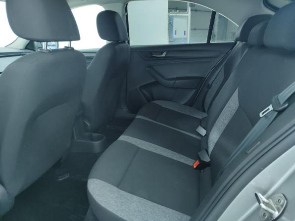 Skoda Rapid II с пробегом 2021 года, цена 1 365 000 рублей, 68482 км, лифтбек, Автокод Объявления