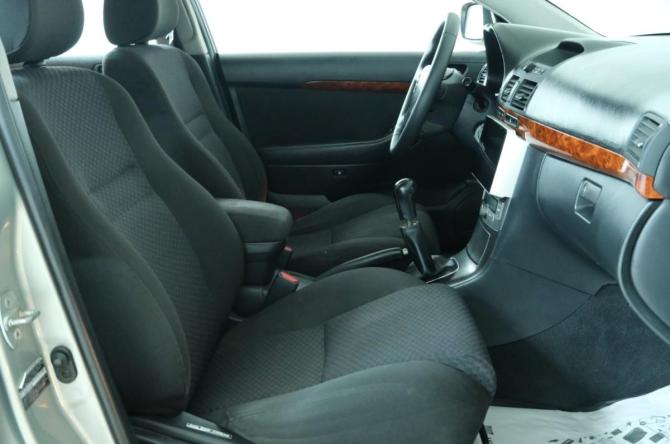 Toyota Avensis II с пробегом 2006 года, цена 699 000 рублей, 420000 км, седан, Автокод Объявления