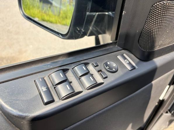 Land Rover Range Rover III Рестайлинг 2 с пробегом 2011 года, цена 1 750 000 рублей, 259996 км, внедорожник, Автокод Объявления