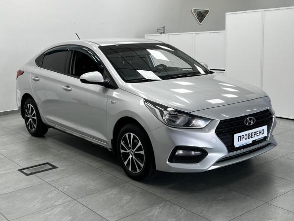 Hyundai Solaris II с пробегом 2019 года, цена 1 350 000 рублей, 81000 км, седан, Автокод Объявления
