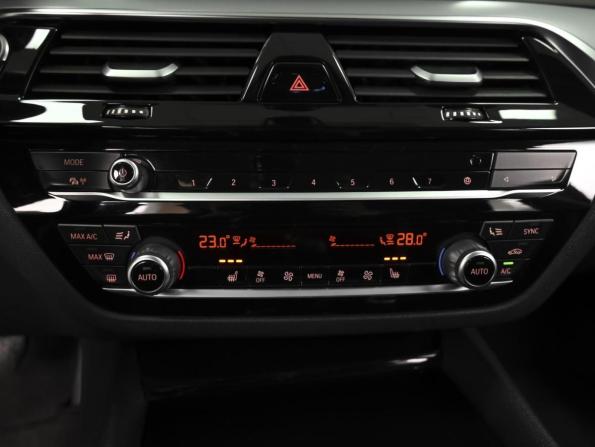 BMW 5 серии VII (G30/G31/G38) с пробегом 2018 года, цена 3 260 000 рублей, 143922 км, седан, Автокод Объявления