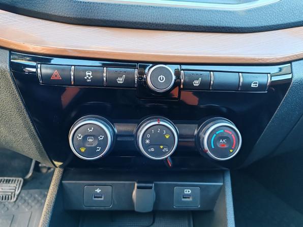 Lada (ВАЗ) Vesta I Рестайлинг (NG) с пробегом 2025 года, цена 1 495 000 рублей, 32000 км, универсал, Автокод Объявления