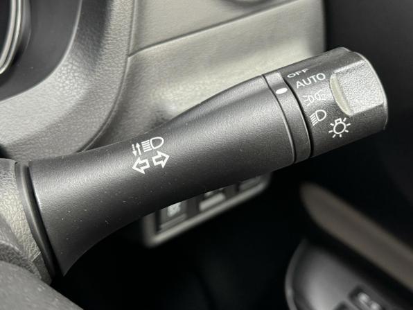 Nissan Note II Рестайлинг с пробегом 2017 года, цена 885 000 рублей, 93650 км, хэтчбек, Автокод Объявления