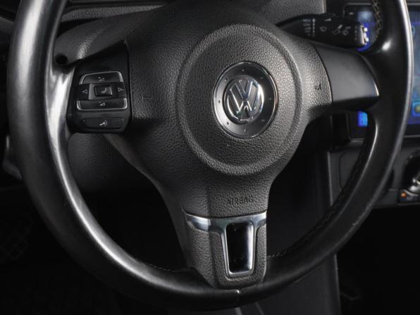 Volkswagen Polo V с пробегом 2011 года, цена 699 000 рублей, 278845 км, седан, Автокод Объявления