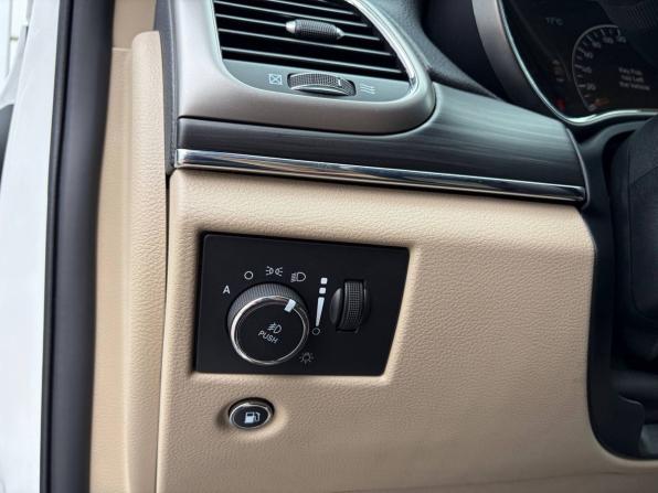 Jeep Grand Cherokee IV (WK2) Рестайлинг с пробегом 2018 года, цена 3 475 000 рублей, 63980 км, внедорожник, Автокод Объявления