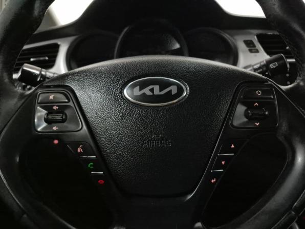 Kia Ceed II с пробегом 2014 года, цена 930 000 рублей, 200043 км, хэтчбек, Автокод Объявления