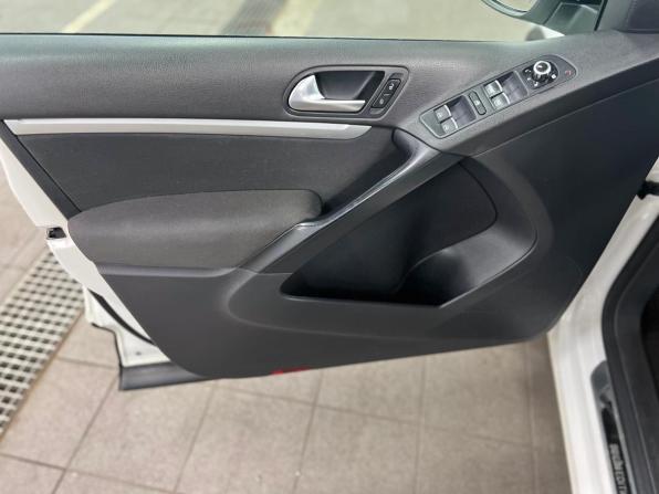 Volkswagen Tiguan I Рестайлинг с пробегом 2013 года, цена 1 120 000 рублей, 218000 км, внедорожник, Автокод Объявления
