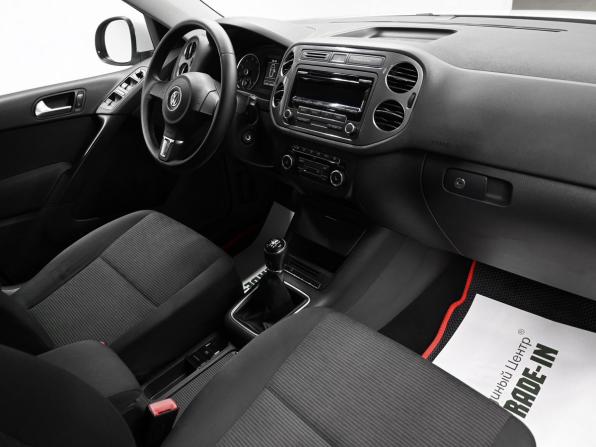 Volkswagen Tiguan I Рестайлинг с пробегом 2013 года, цена 1 365 000 рублей, 122335 км, внедорожник, Автокод Объявления