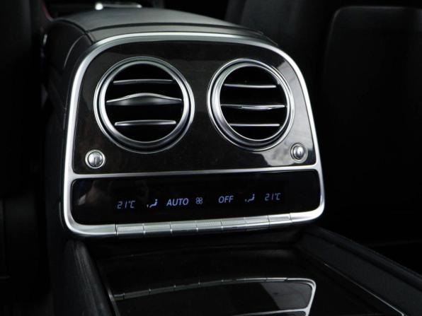 Mercedes-Benz Maybach S-Класс I (X222) Рестайлинг с пробегом 2019 года, цена 4 496 900 рублей, 112766 км, седан, Автокод Объявления