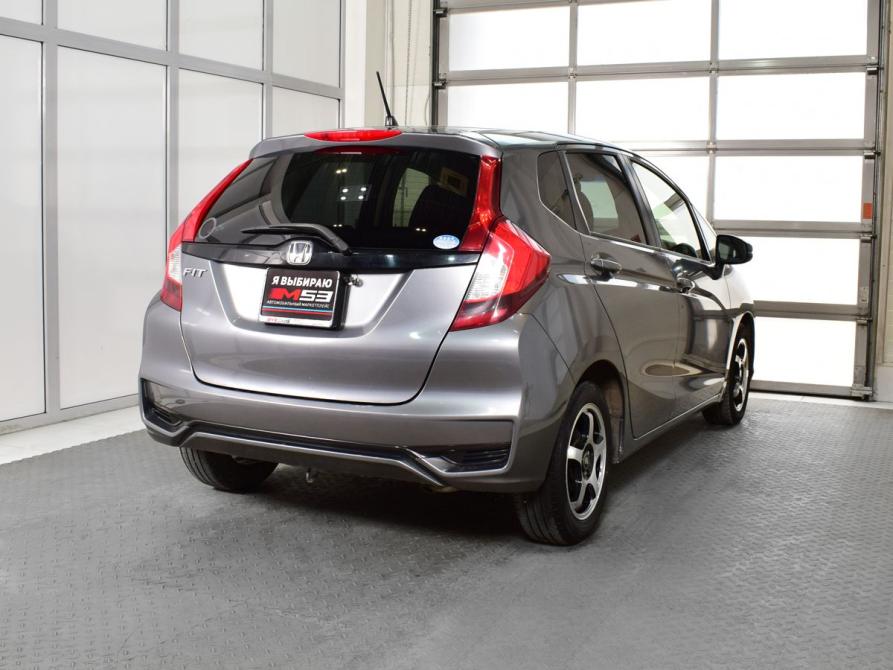 Honda Fit III Рестайлинг Кемерово  - изображение 7