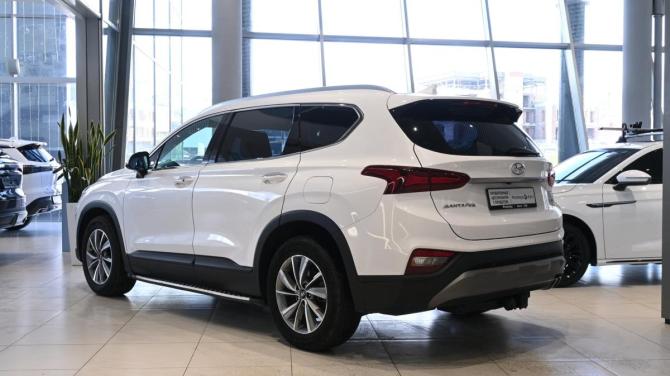 Hyundai Santa Fe III Рестайлинг с пробегом 2018 года, цена 2 025 000 рублей, 193221 км, внедорожник, Автокод Объявления