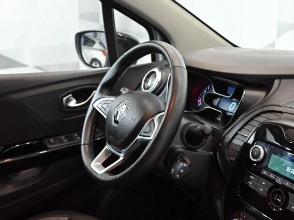Renault Kaptur I Рестайлинг с пробегом 2021 года, цена 1 750 000 рублей, 120000 км, внедорожник, Автокод Объявления