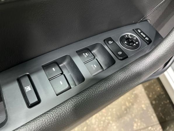 Hyundai Sonata VII (LF) Рестайлинг с пробегом 2017 года, цена 1 640 000 рублей, 148777 км, седан, Автокод Объявления