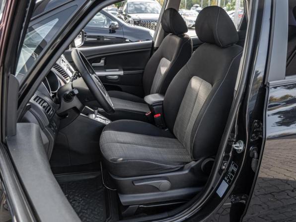 Kia Venga I с пробегом 2011 года, цена 910 000 рублей, 210288 км, компактвэн, Автокод Объявления
