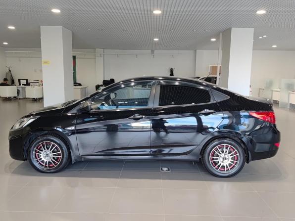 Hyundai Solaris I с пробегом 2013 года, цена 810 000 рублей, 139587 км, седан, Автокод Объявления