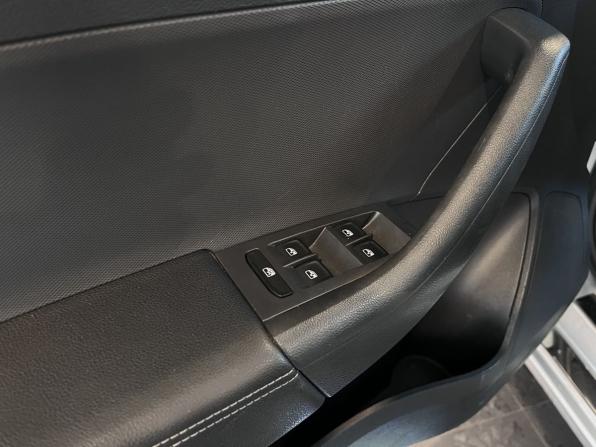 Skoda Rapid I Рестайлинг с пробегом 2019 года, цена 1 035 000 рублей, 223072 км, лифтбек, Автокод Объявления